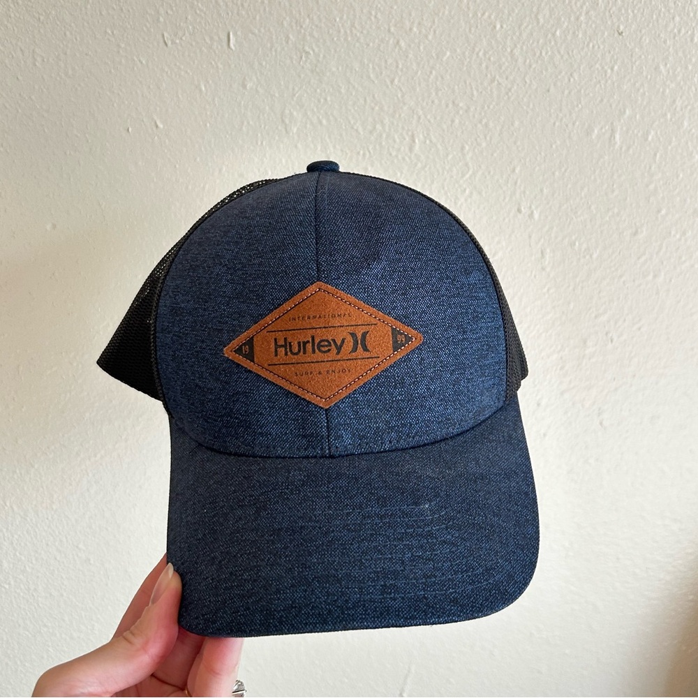 Hurley Men's Navy Blue Trucker Cap